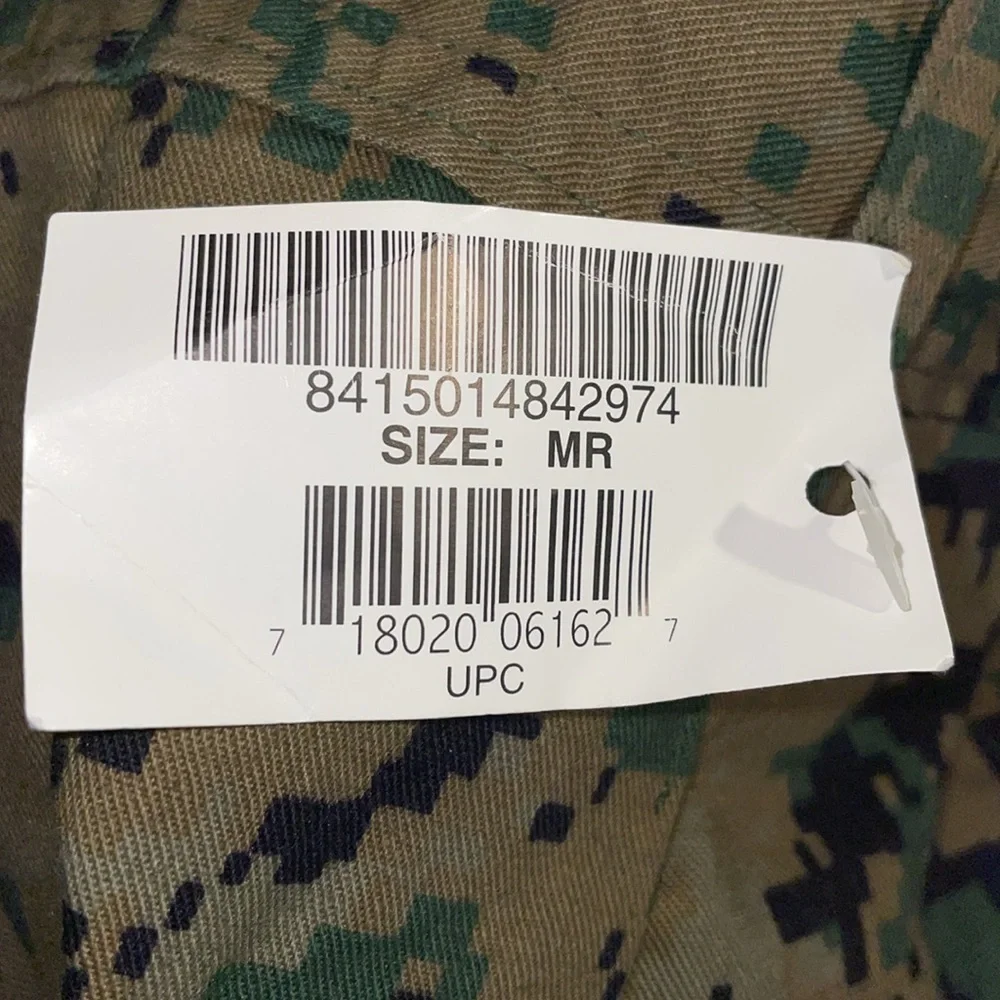 NWT Trousers, Desert‎ MARPAT Camouflage, MCCUU. Size Medium.